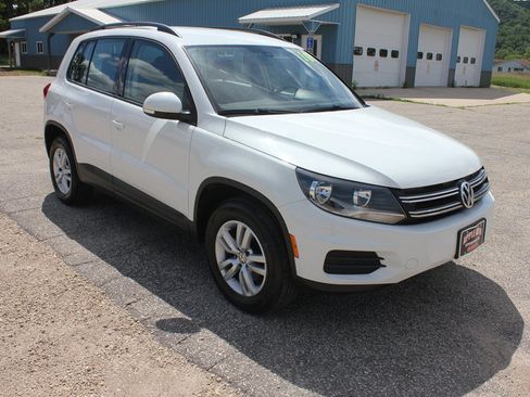 Used 2016 Volkswagen Tiguan S AWD/4WD image 3