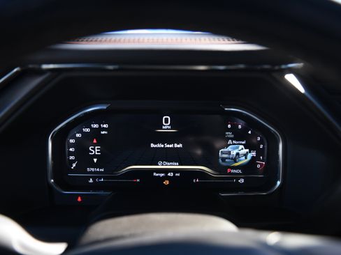 Used 2024 GMC Sierra 2500 AT4 w/ Technology Package image 29