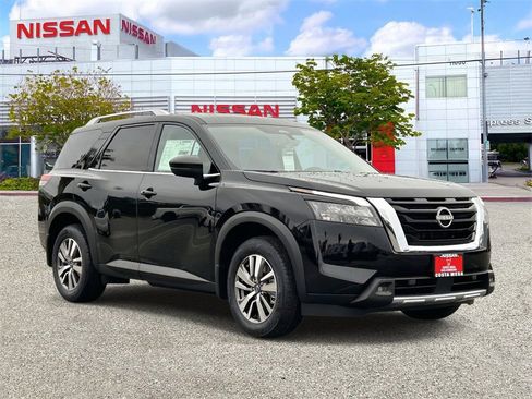 New 2025 Nissan Pathfinder SL image 5