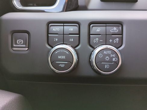 Used 2023 GMC Sierra 1500 Denali w/ Denali Reserve Package image 31