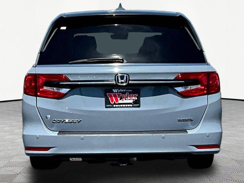 Used 2024 Honda Odyssey Touring image 5