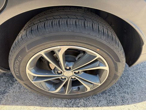 Used 2023 Buick Encore GX Select w/ Safety Package II AWD/4WD image 6