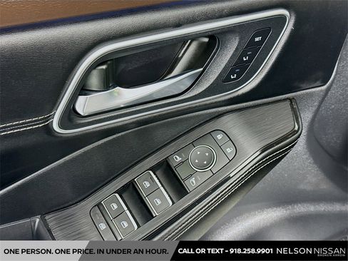 Certified 2023 Nissan Rogue Platinum w/ Platinum Premium Package image 18