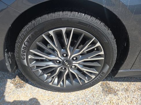 Used 2024 Kia Forte GT-Line w/ GT-Line Premium Package FWD image 24