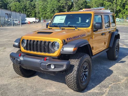New 2026 Jeep Wrangler Unlimited Rubicon w/ Xtreme 35 Tire Package AWD/4WD image 6