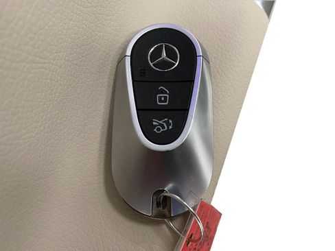 Used 2023 Mercedes-Benz C 300 4MATIC Sedan image 29