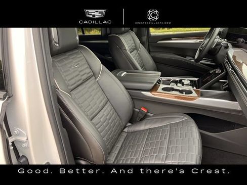 Used 2025 Cadillac Escalade Sport Platinum w/ LPO, ONYX Package AWD/4WD image 26