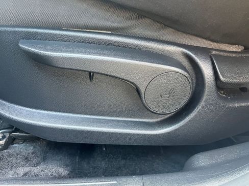 Used 2023 Kia Sportage LX image 24