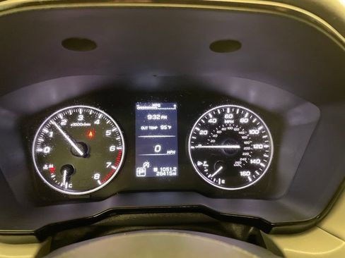 Used 2024 Subaru Legacy Premium AWD/4WD image 14