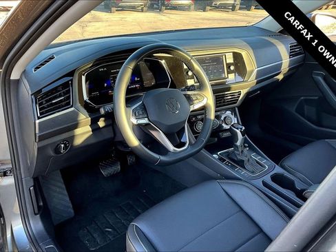 Used 2024 Volkswagen Jetta SE image 15