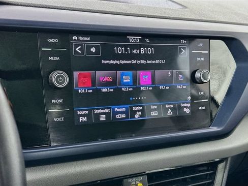 Certified 2023 Volkswagen Taos SE w/ Panoramic Sunroof Package AWD/4WD image 14