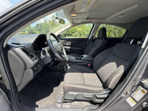 Used 2016 Honda HR-V EX image 10