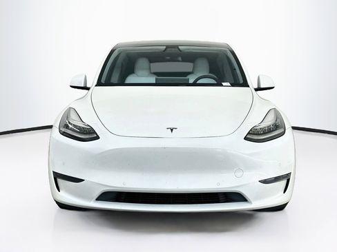 Used 2020 Tesla Model Y Performance AWD/4WD image 2