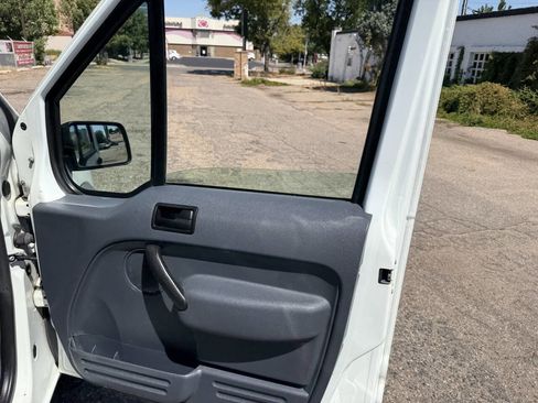 Used 2013 Ford Transit Connect XLT image 23