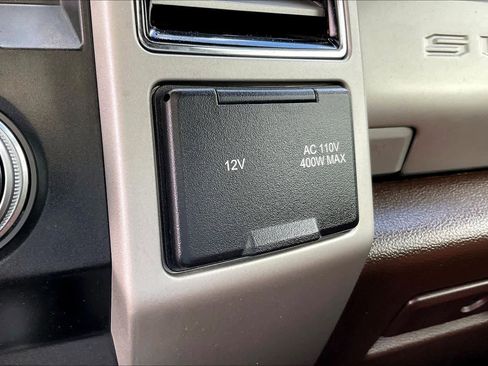 Used 2020 Ford F250 King Ranch w/ King Ranch Ultimate Package AWD/4WD image 33