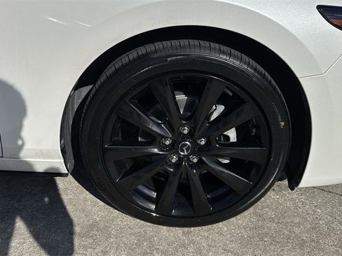 Certified 2022 MAZDA MAZDA3 s image 60