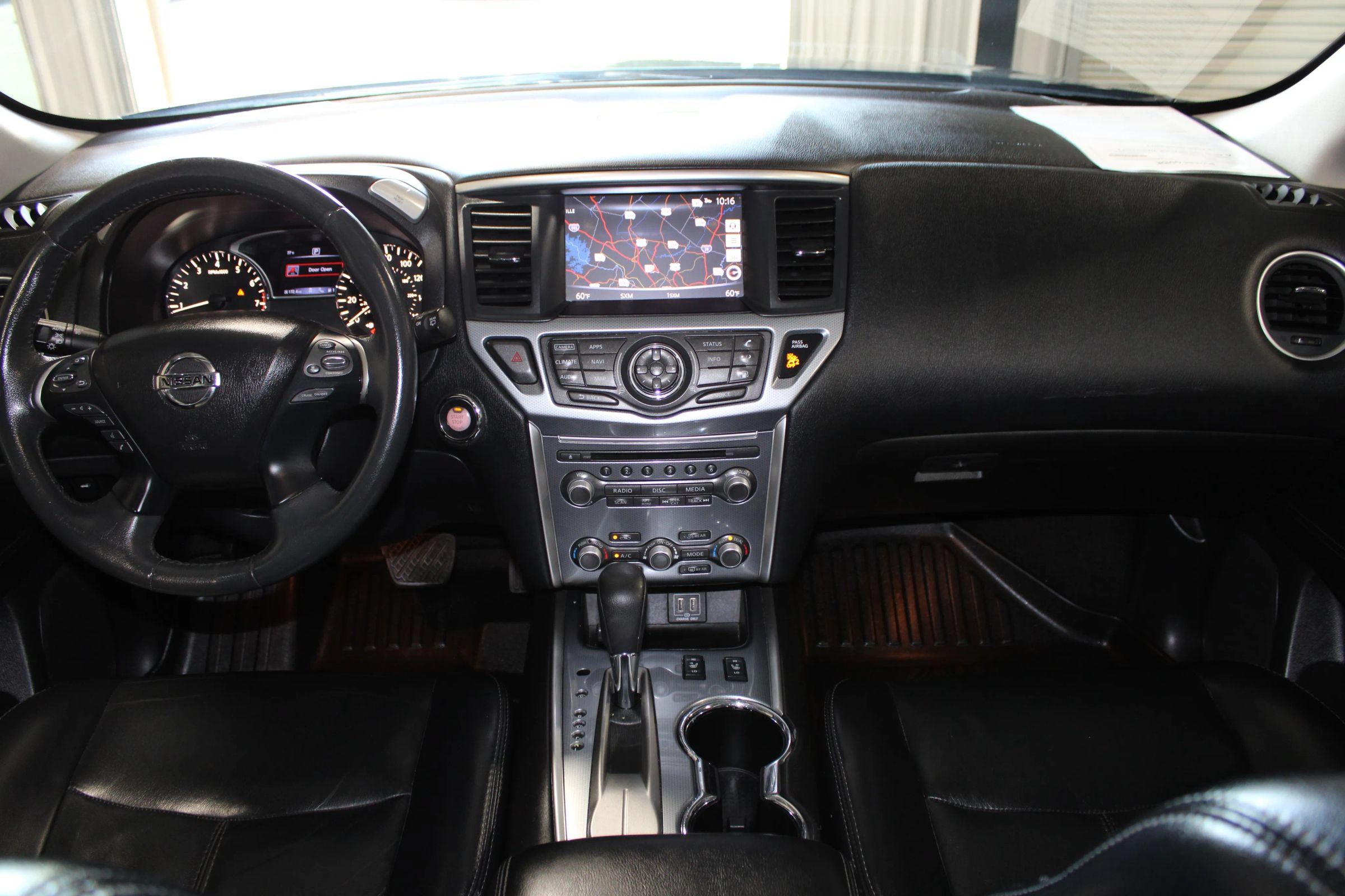 Used 2018 Nissan Pathfinder SL w/ Cargo Package FWD image 13