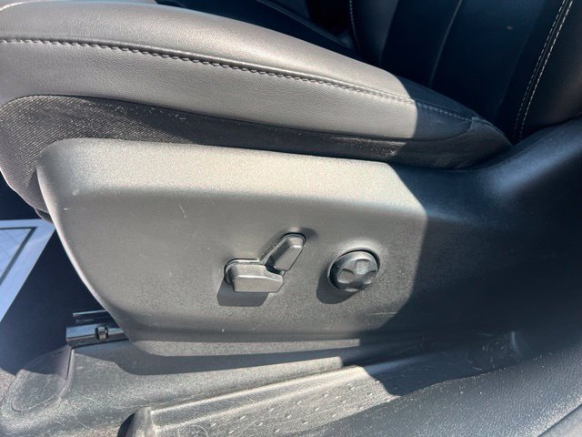 Used 2024 Chrysler Pacifica Limited FWD image 20
