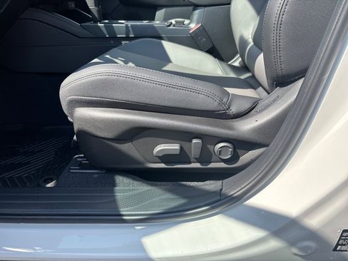 New 2026 Subaru Outback Premium image 13