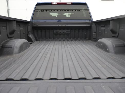 Used 2021 GMC Sierra 2500 SLE w/ X31 Off-Road Package image 27