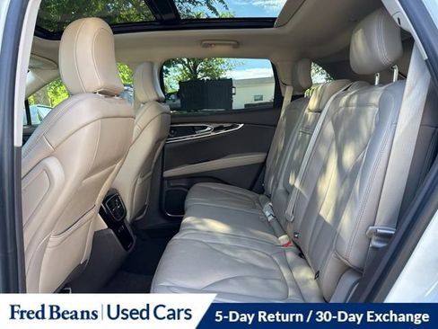 Used 2021 Lincoln Nautilus Reserve w/ Cargo Utility Package AWD/4WD image 12
