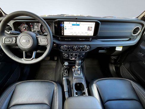 New 2025 Jeep Gladiator Sport image 5