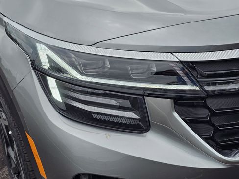 New 2026 Kia Seltos SX AWD/4WD image 4