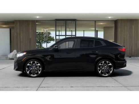 New 2026 BMW X2 xDrive28i w/ Technology Package image 4