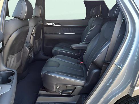 Used 2024 Hyundai Palisade Calligraphy image 31