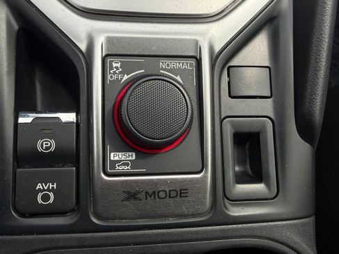 Used 2019 Subaru Forester Premium image 11