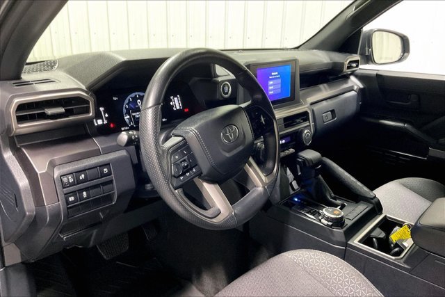 Certified 2025 Toyota 4Runner SR5 AWD/4WD image 15