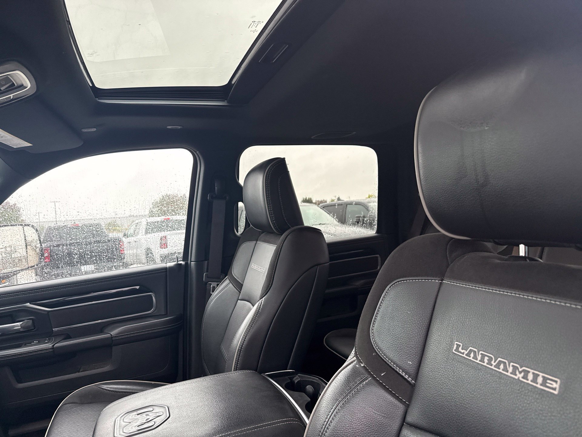 Used 2022 RAM 2500 Laramie AWD/4WD image 10