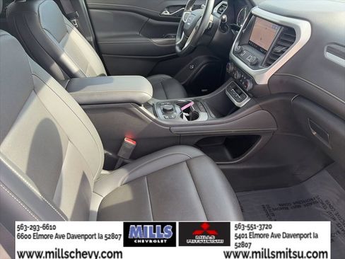Used 2023 GMC Acadia SLT w/ Preferred Package FWD image 24