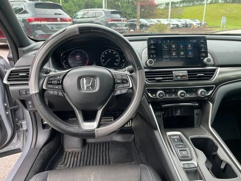 Used 2020 Honda Accord Sport image 17