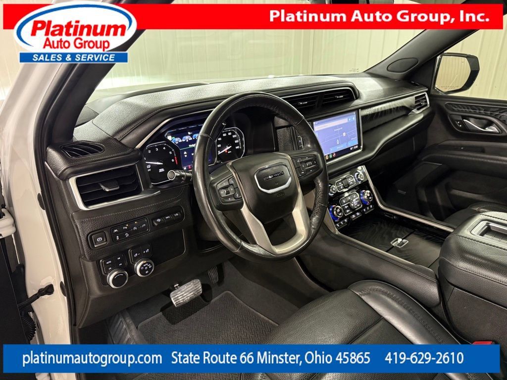 Used 2021 GMC Yukon Denali w/ Denali Premium Package AWD/4WD image 13