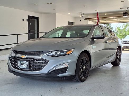 Used 2025 Chevrolet Malibu LT FWD image 20