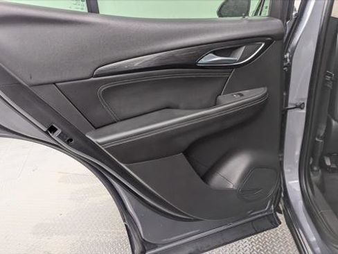 Used 2021 Buick Envision Essence image 16