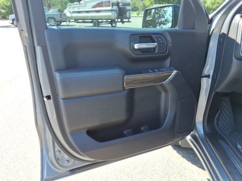 Used 2021 Chevrolet Silverado 1500 RST AWD/4WD image 21