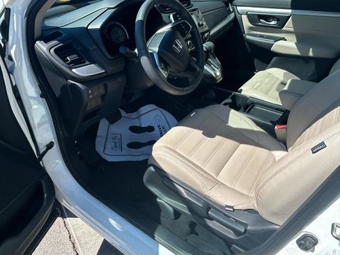 Used 2017 Honda CR-V LX image 10