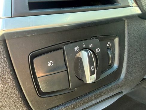 Used 2017 BMW 320i xDrive Sedan image 35