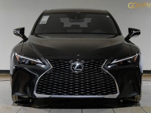 Used 2024 Lexus IS 300 w/ Comfort Package image 7