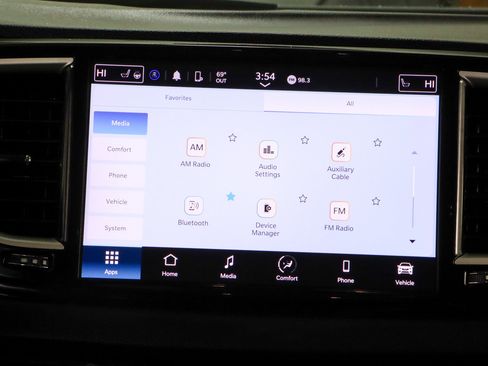 Used 2023 Chrysler Pacifica Touring-L FWD image 19