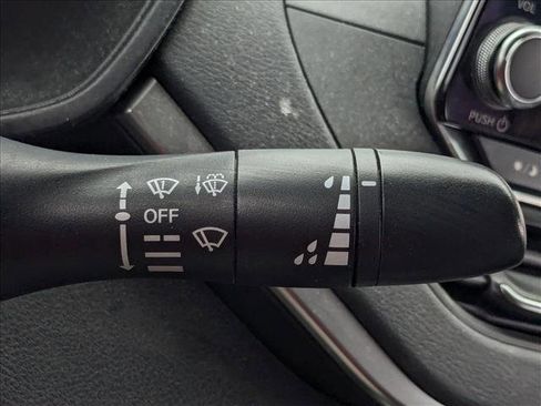 Used 2019 Nissan Altima 2.5 SR w/ SR Premium Package FWD image 10