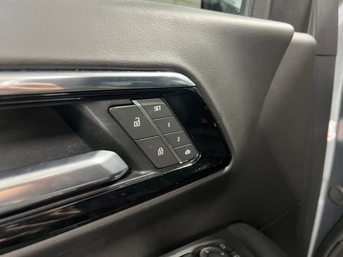 Used 2025 Chevrolet Tahoe Z71 image 27