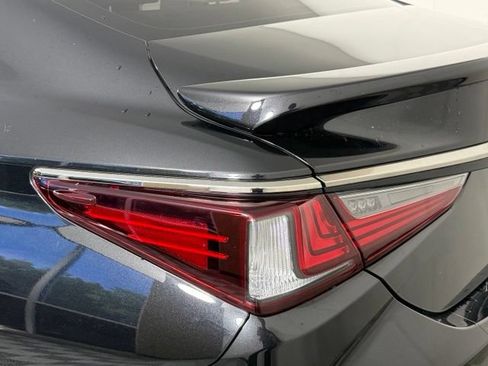 Used 2024 Lexus ES 350 F Sport w/ Accessory Package (Z2) FWD image 15