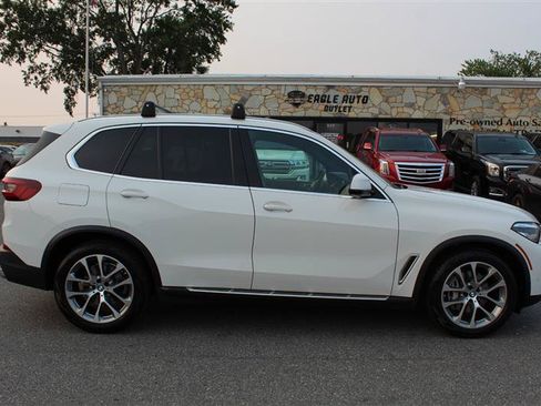 Used 2021 BMW X5 xDrive40i w/ Premium Package AWD/4WD image 8