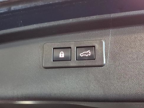 Used 2024 Subaru Outback Premium AWD/4WD image 7