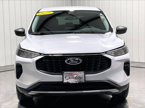 Used 2025 Ford Escape Active AWD/4WD image 2