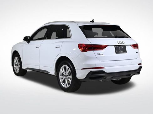 Certified 2024 Audi Q3 2.0T Premium Plus w/ Premium Plus Package image 3