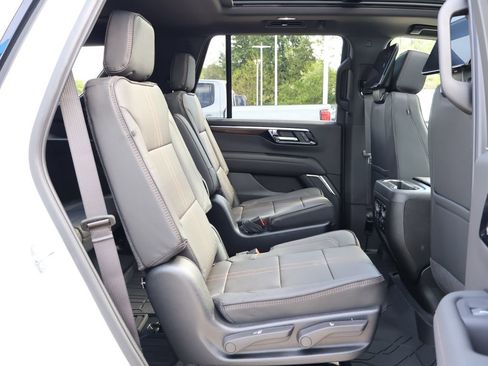 New 2026 Chevrolet Tahoe High Country AWD/4WD image 42